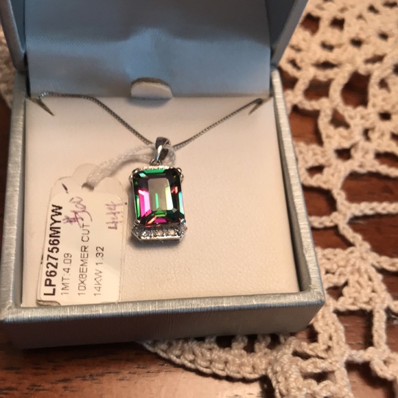 14K White Gold 19 Inch Chain Mystic Topaz Necklace - Picture 7 of 9